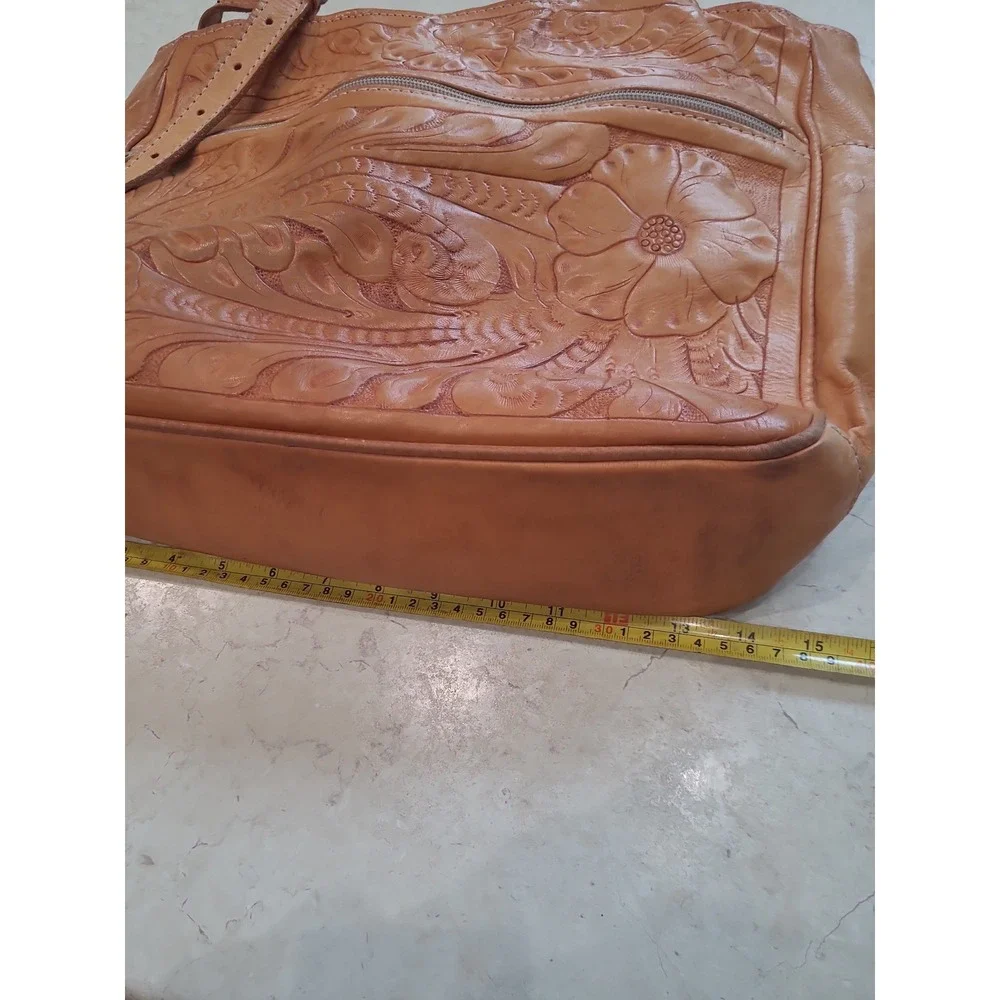 Vintage Hand Tooled Leather handbag Tote‎ adj.  Top handles boho Western Cowgirl